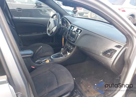 2013 Chrysler 200 Touring from USA, damaged, VIN 1C3CCBBB4DN587928